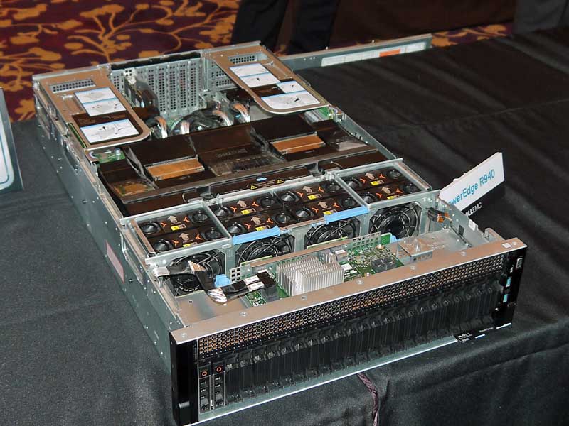 デルとemcジャパン 第14世代 Dell Emc Poweredge サーバーを発表 クラウド Watch