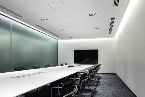 新データセンター紀行 都心部に国内最大規模 都内11カ所目のibxデータセンター エクイニクス Ibxデータセンター Ty11 クラウド Watch