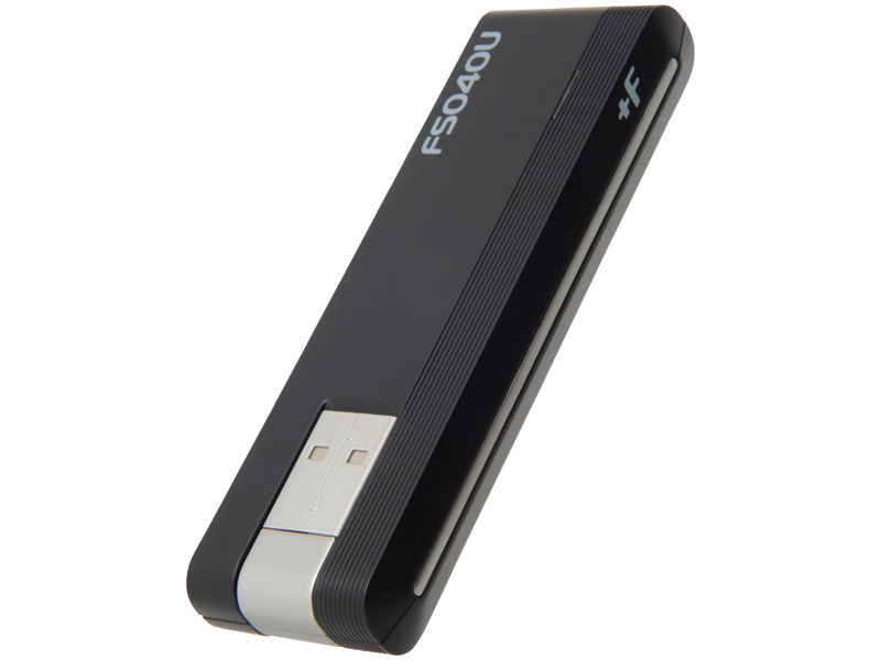 富士ソフト、マルチキャリア対応のUSBデータ通信端末「＋F FS040U