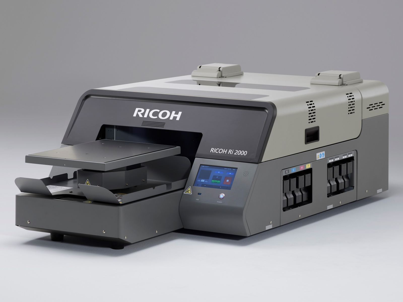 リコー、服飾品生地に直接印刷するガーメントプリンター「RICOH Ri