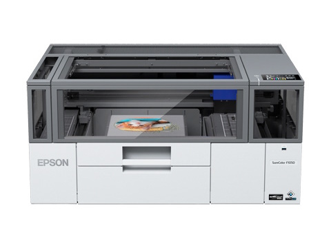エプソン、オリジナルグッズビジネスを小規模から始められるガーメント 