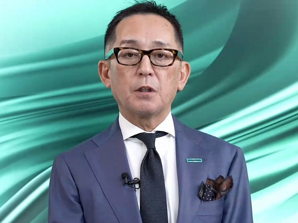 2025年度はネットワーキング、ハイブリッドクラウド、AIに注力する」と